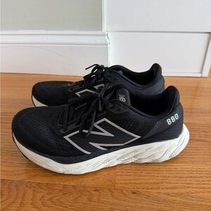 New Balance Black and White 880 Athletic Shoes